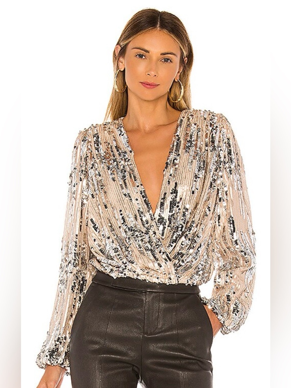 Revolve ASTR The Label Primadonna Champagne Silver Sequin LongSleeve Top size XS